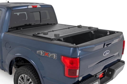 Rough Country Hard Low Profile Bed Cover | 5'7" Bed | Ford F-150 (15-20)/Raptor (17-20) 
