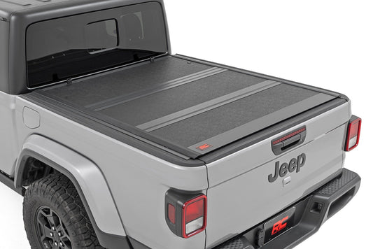 Rough Country Hard Low Profile Bed Cover | 5' Bed | Jeep Gladiator JT 4WD (2020-2024)