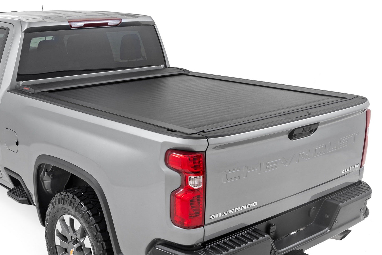 Rough Country Retractable Bed Cover | 6'9" Bed | Chevy/GMC 2500HD/3500HD (20-24)