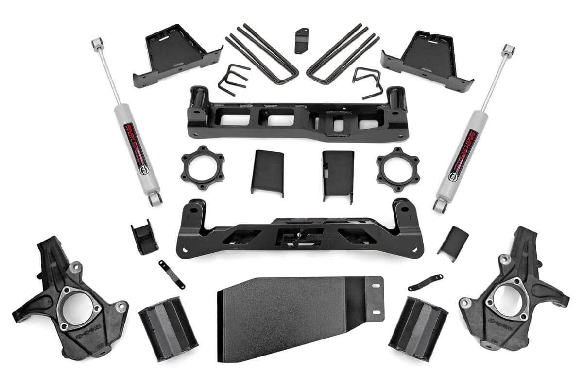 Rough Country 7.5 Inch Lift Kit | Chevy Silverado & GMC Sierra 1500 4WD (2007-2013)