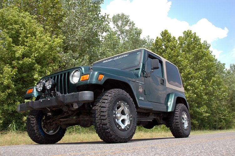 Rough Country 2 Inch Lift Kit | N3 | Jeep Wrangler TJ (97-06)/Wrangler Unlimited (04-06)