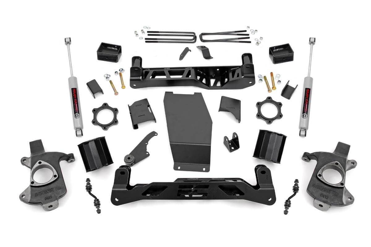 Rough Country 5 Inch Lift Kit | Alum/Stamp Steel | Chevy/GMC 1500 (14-18 & Classic)