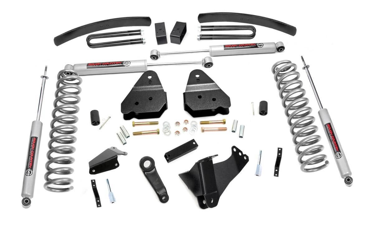 Rough Country 6 Inch Lift Kit | Gas | Ford F-250/F-350 Super Duty 4WD (2005-2007)