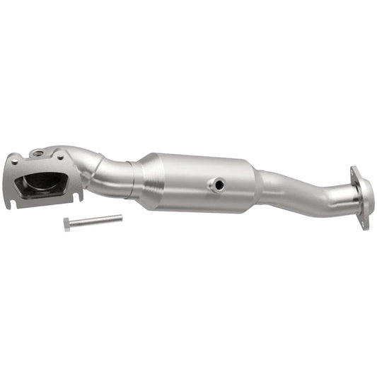 MagnaFlow Direct Fit Catalytic Converter 15-19 Ram 1500 3.6L OEM Grade Fed/EPA Compliant Manifold (22-177)