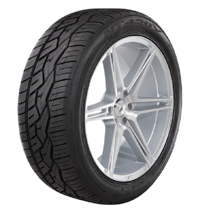 Nitto NT420V  Tire