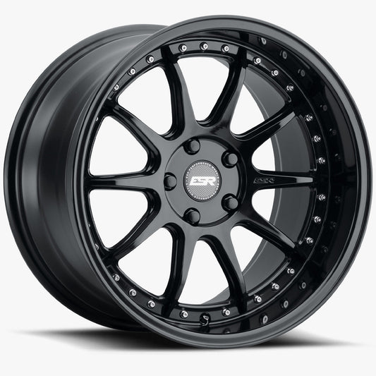 ESR CS12 19x8.5 5x120.6 +30 72.6 Gloss Black (98551430 CS12GBLK 5x120.6)
