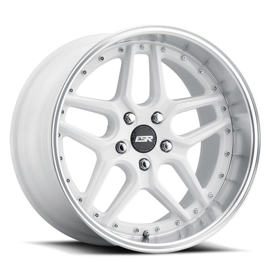 ESR CS15 18x8.5 5x114.3 +35 72.56 Gloss White (88551435 CS15WHT-ML)