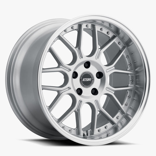ESR CS18 19x9.5 5x114.3 +22 72.56 Hyper Silver (99551422 CS18HS-ML)