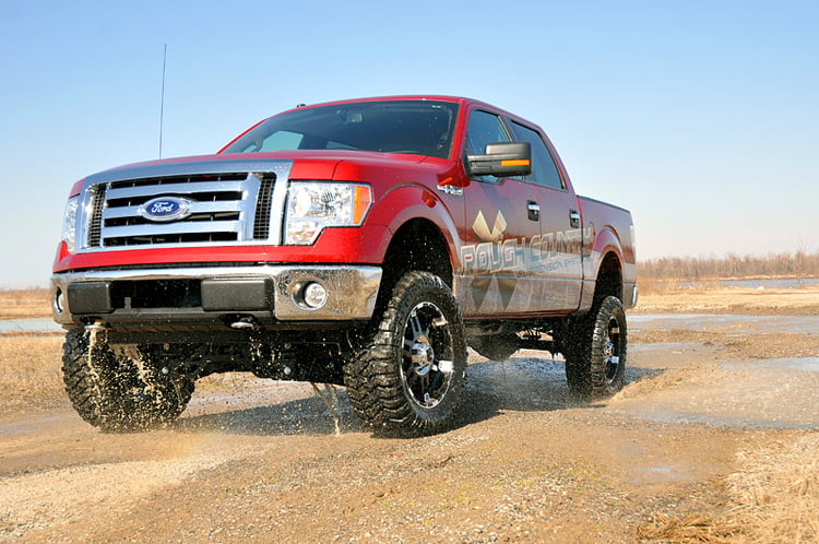 Rough Country 4 Inch Lift Kit | Ford F-150 4WD (2009-2010)