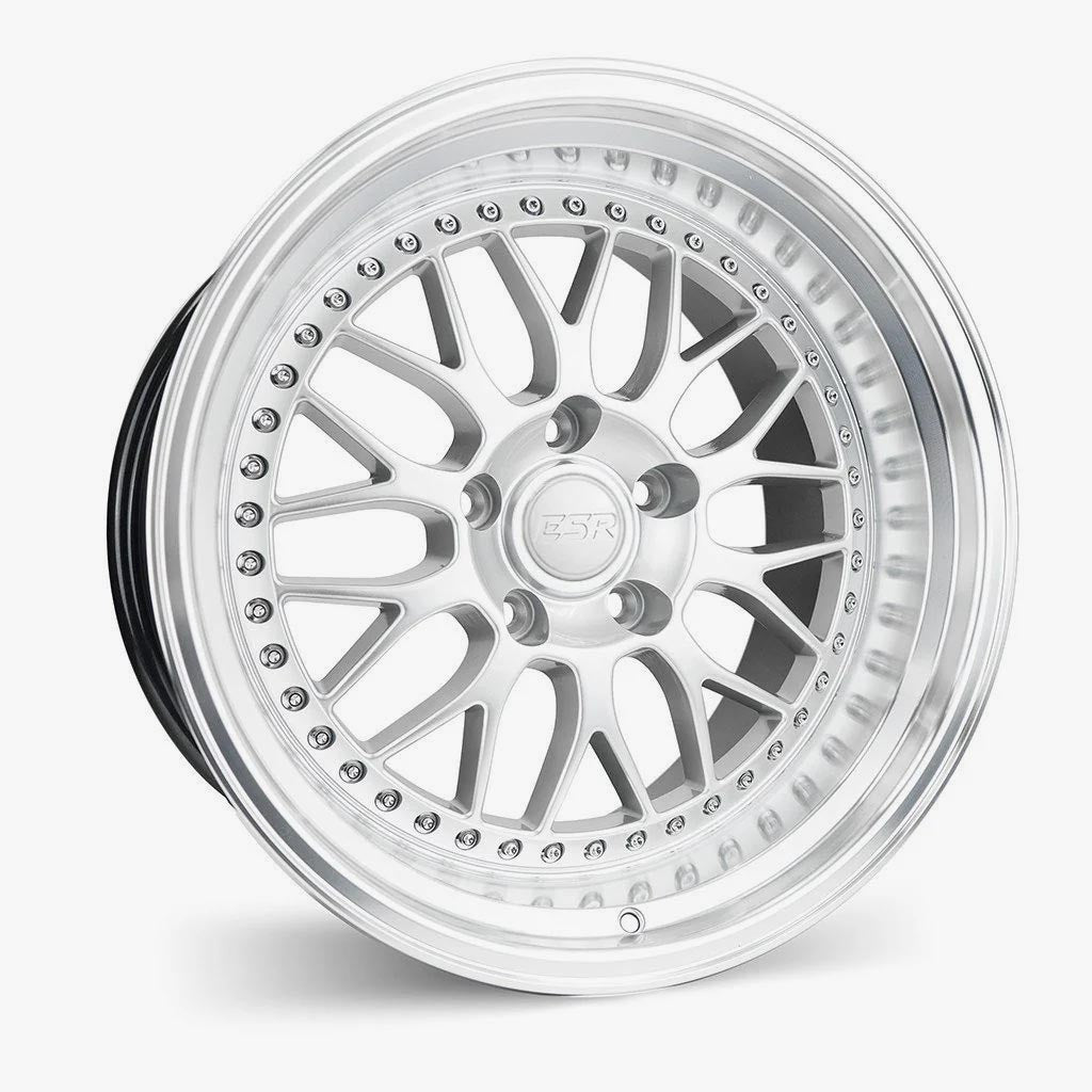 ESR SR01 19x9.5 5x114.3 +22 72.56 Hyper Silver (99551422 SR01HS-ML)
