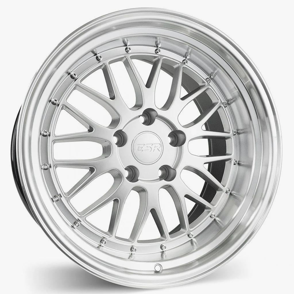 ESR SR05 18x8.5 5x120.6 +30 72.56 Hyper Silver (88551430 SR05HS-ML 5x120.6)